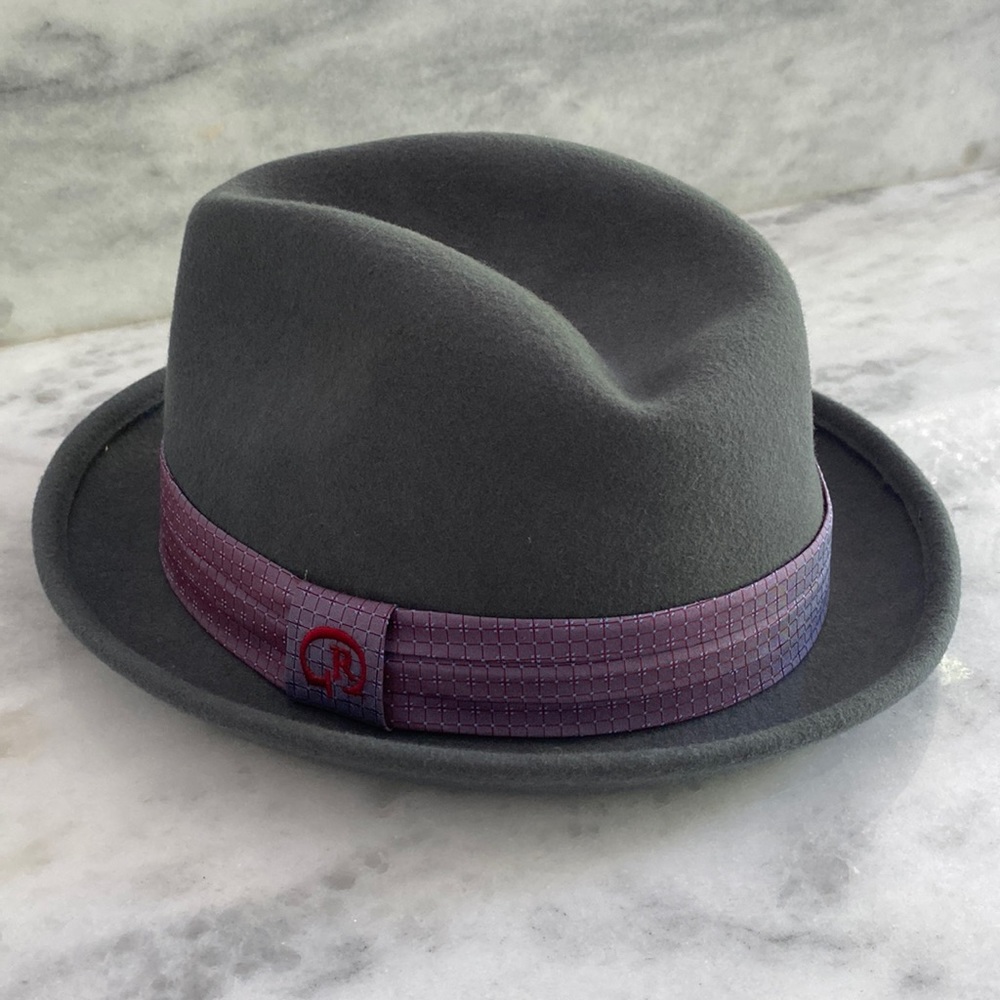 Robert Graham gray hat